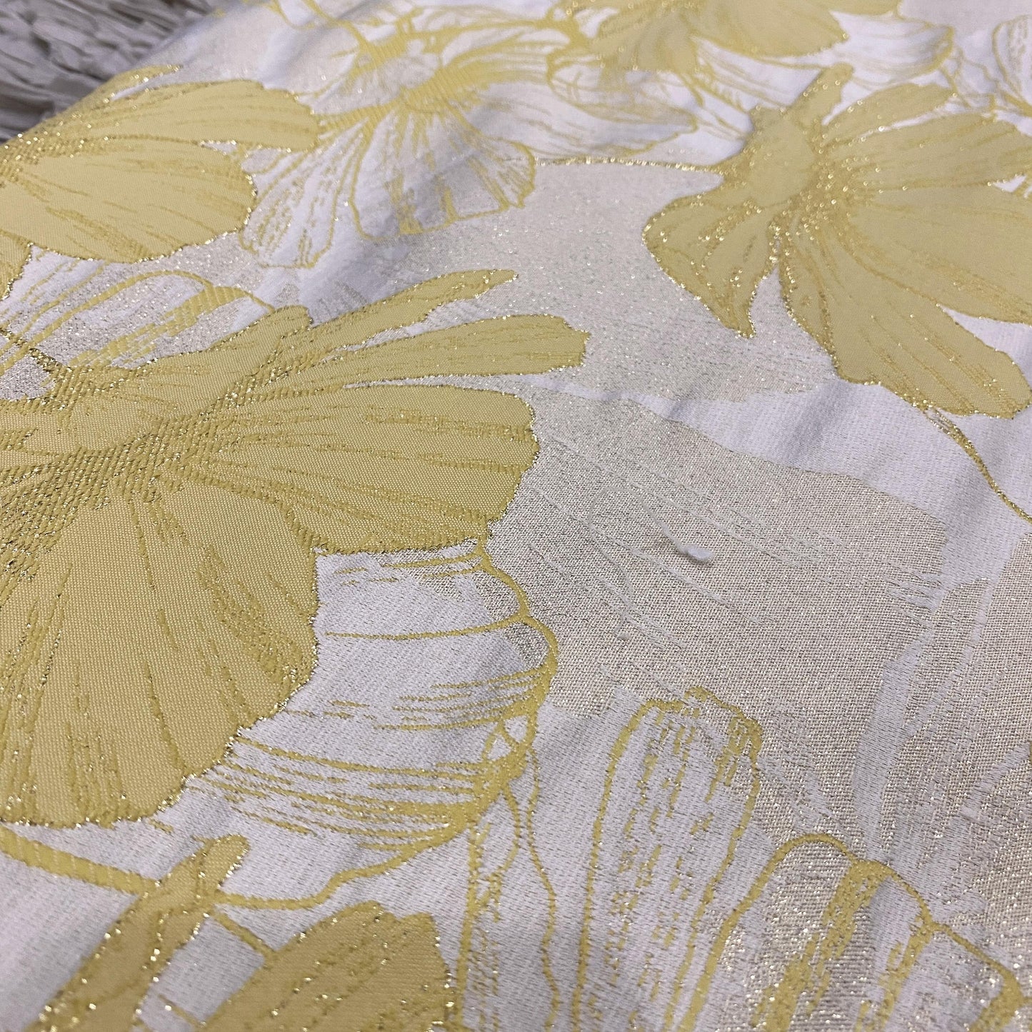 Hamiton Floral Jacquard 58"