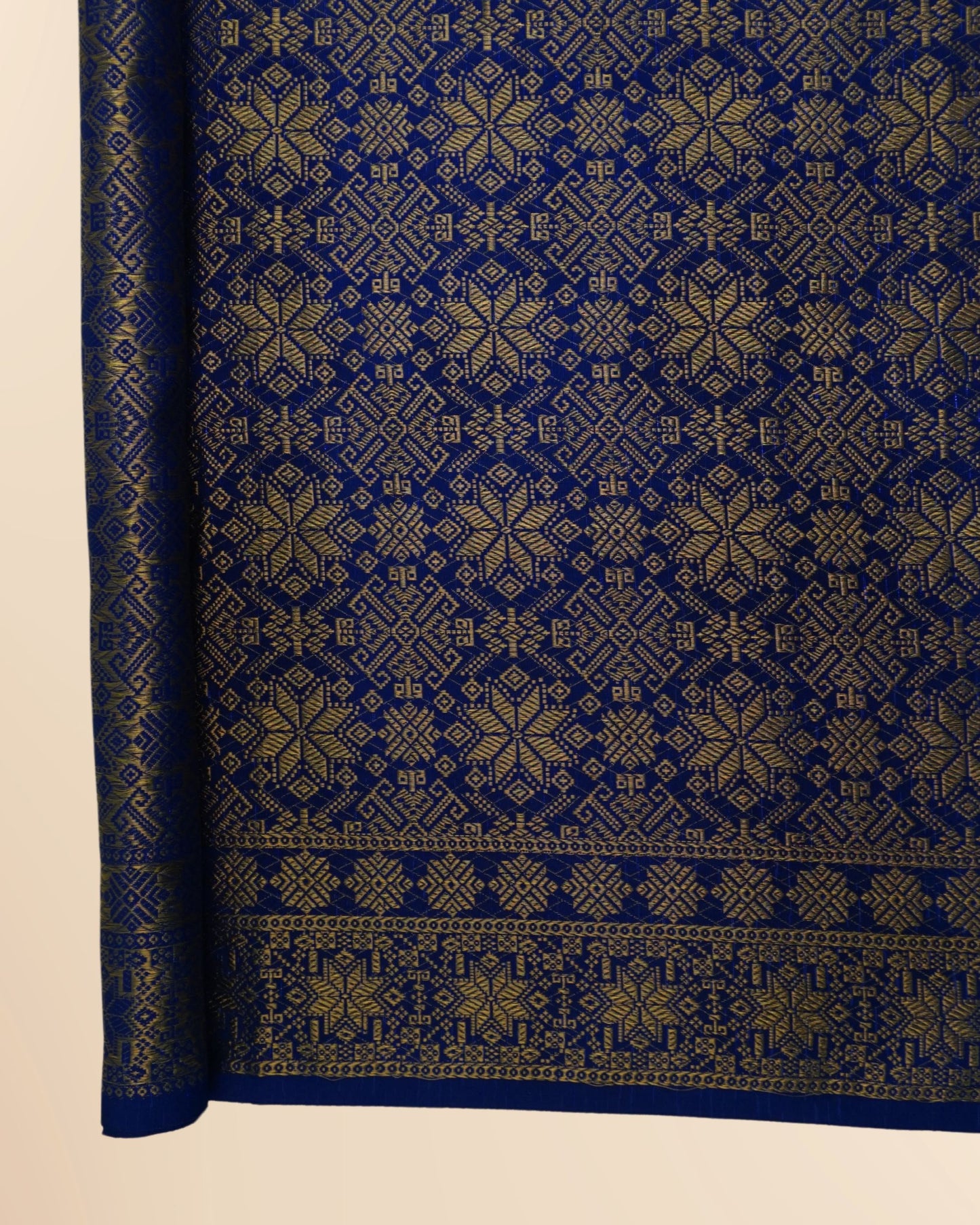 Metallic Silver Songket 44"