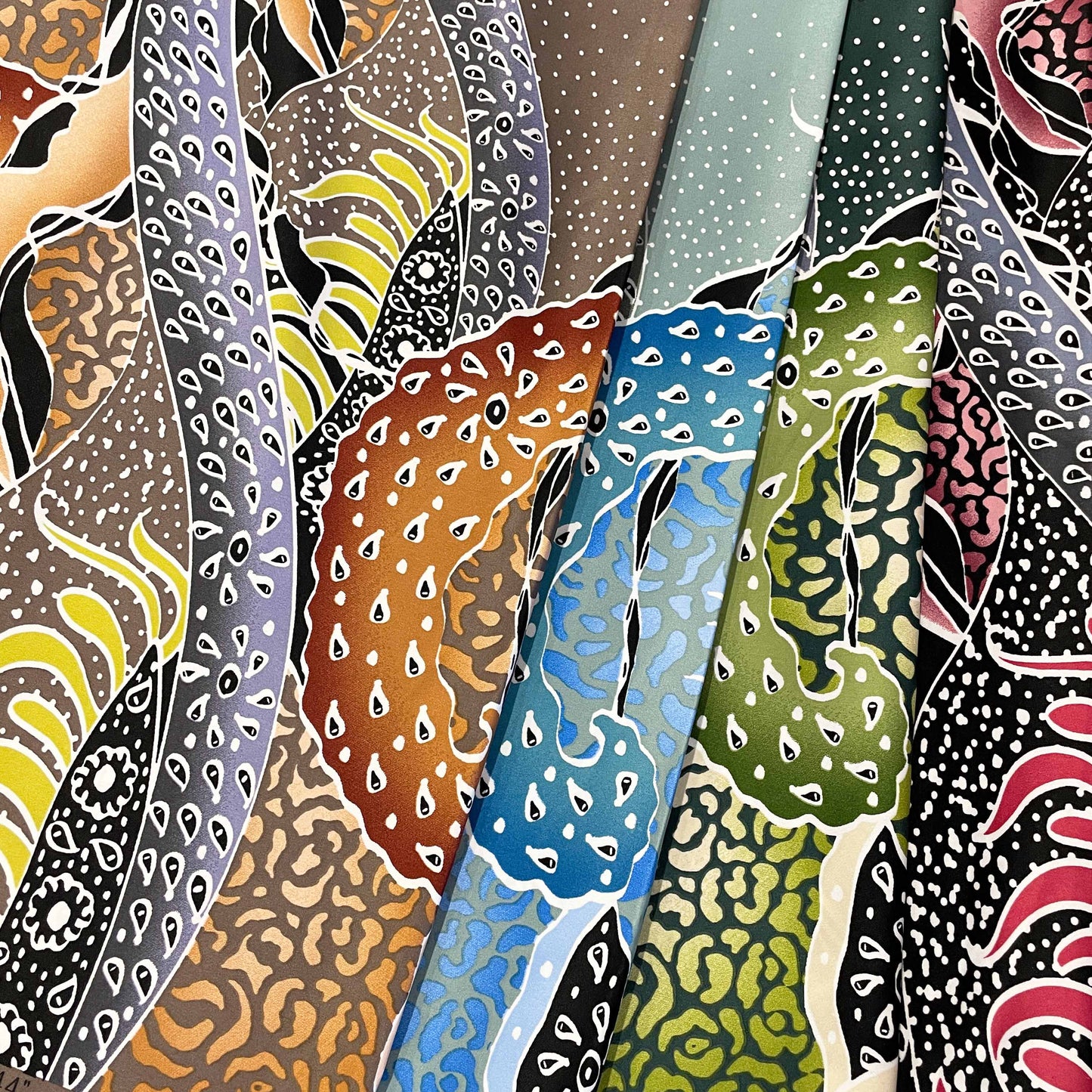 Raina Rafflesia Batik Prints 44"