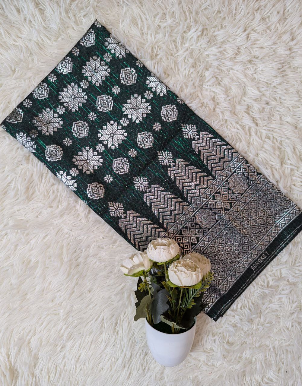 One Tone Metallic Songket 44"