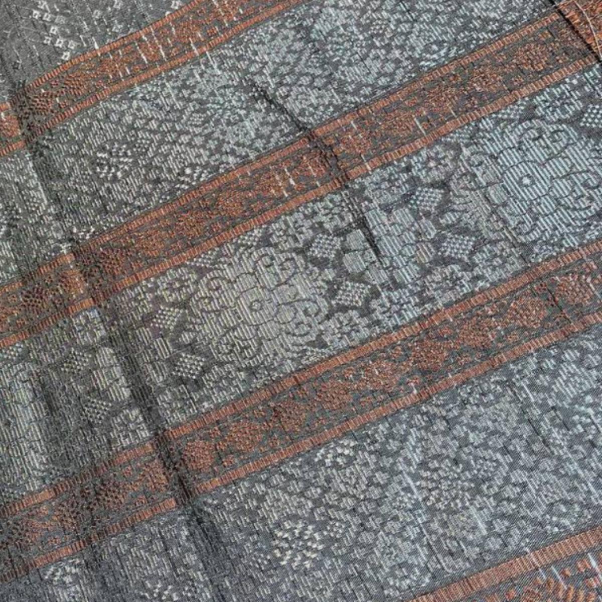 Triple Line Border Songket 44"