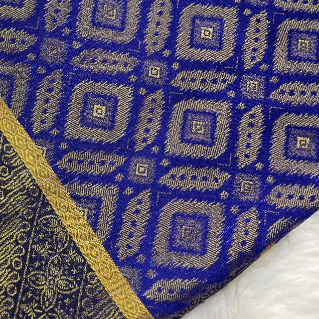 Dayang Sari Metallic Songket 44"
