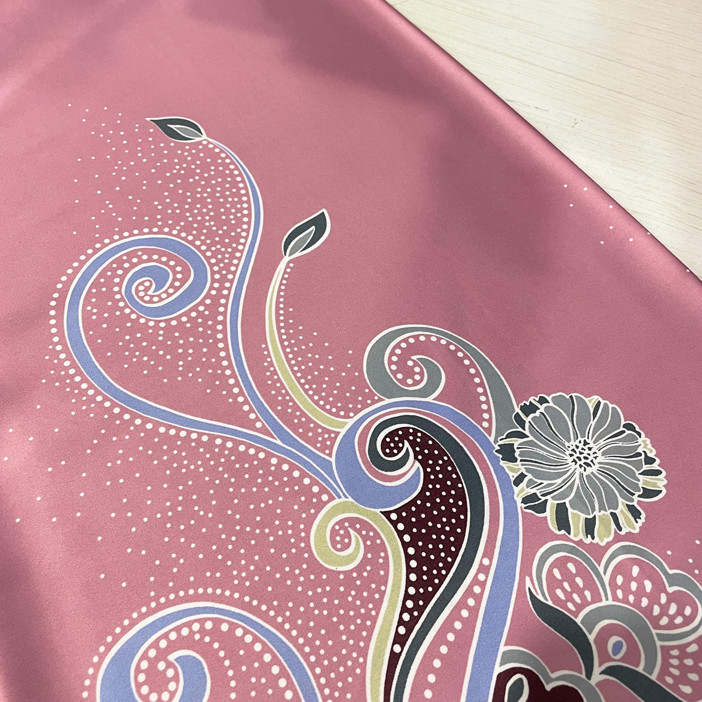 Raina Daisy Batik Prints 44"