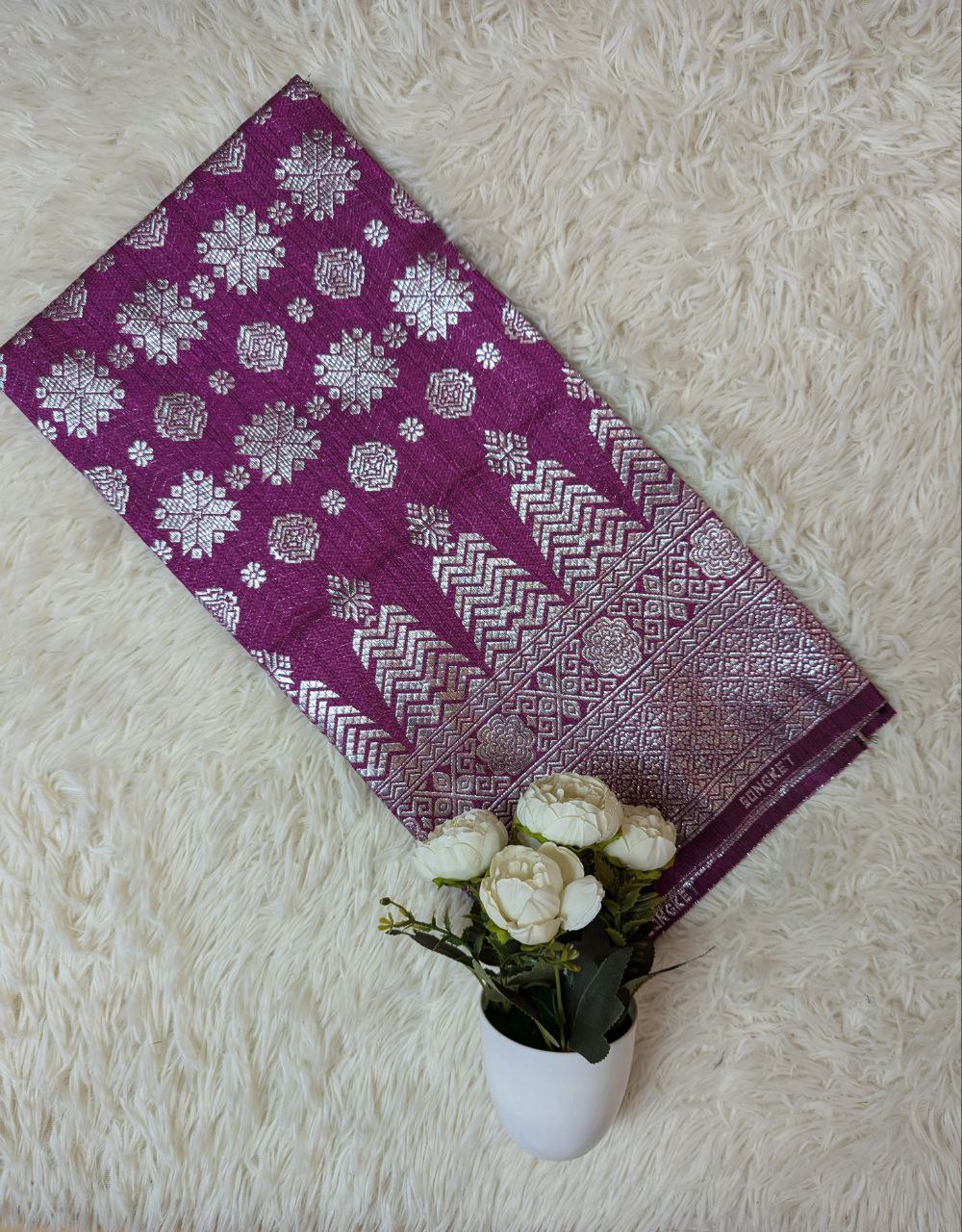 One Tone Metallic Songket 44"