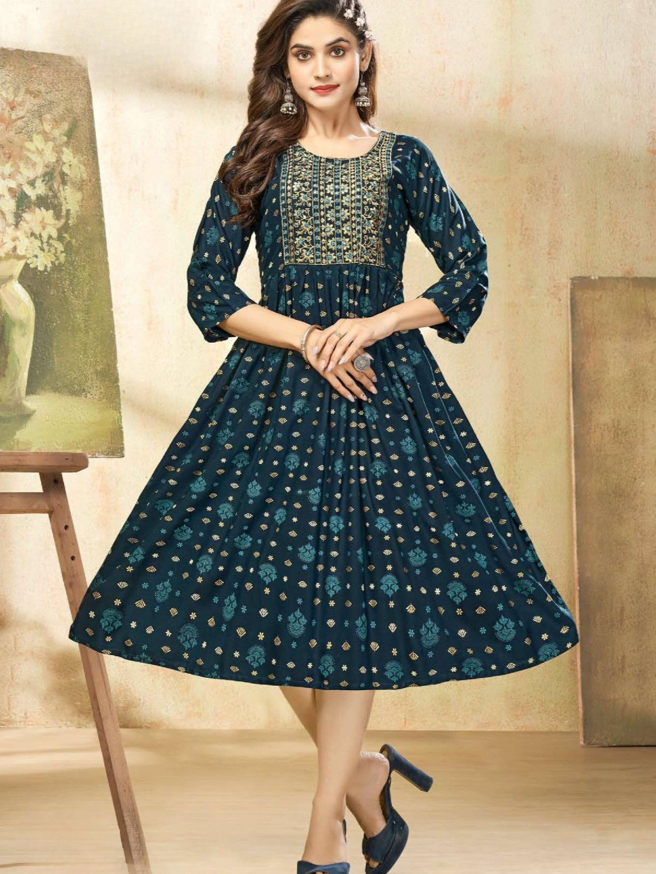KAMDAR Shilpa Heavy Rayon Print dengan Sulaman Atasan Kurti Pakaian Wanita Sedia Buatan untuk Deepavali Fesyen Mampu Milik, Kasual, Trendi Saiz Plus Dusty Pink