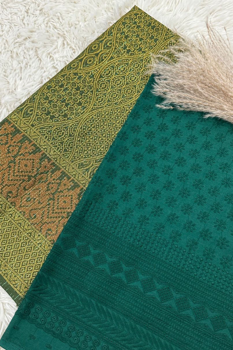TEMA WARNA RAYA 2025 - EMERALD GREEN