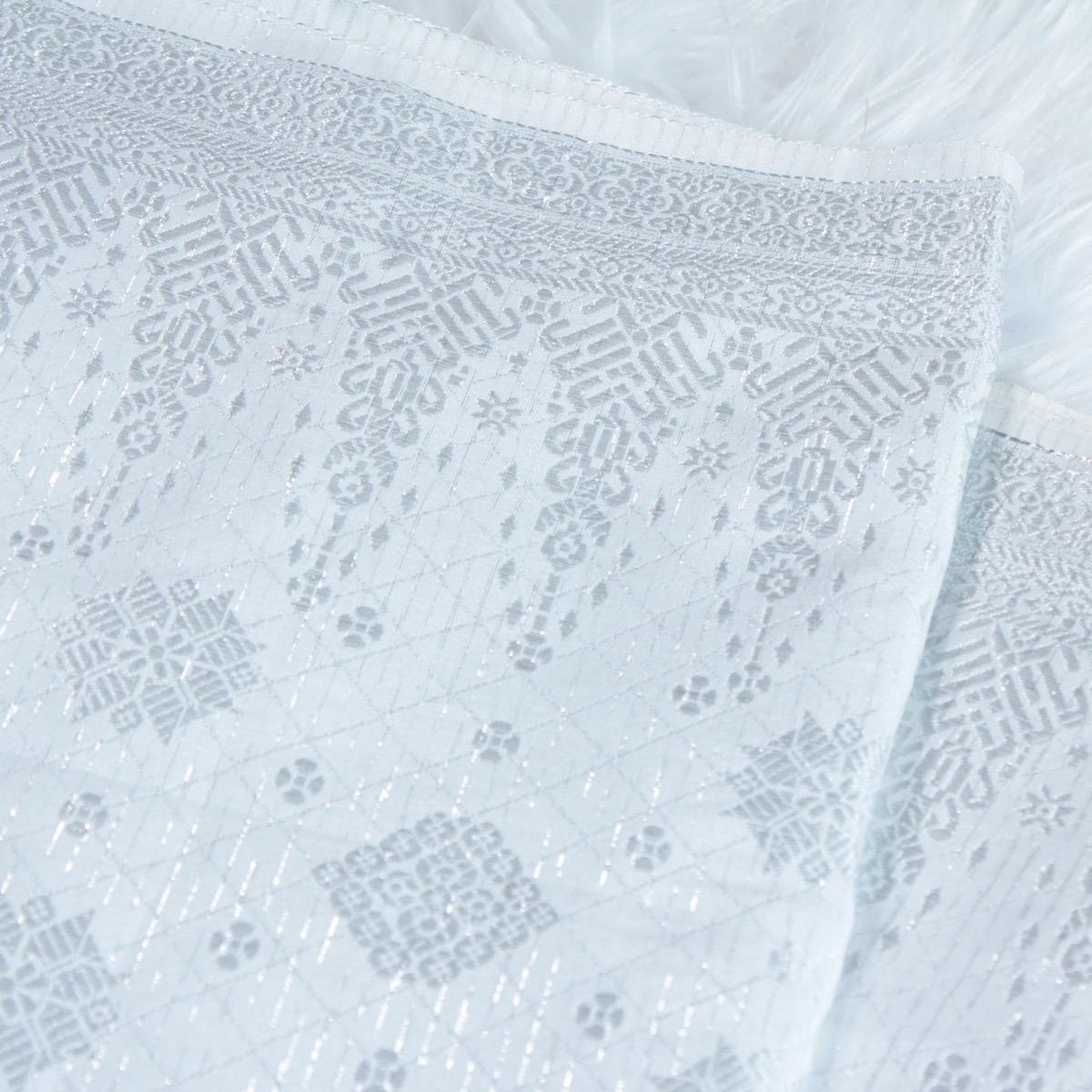 Pagoda One Side Border Songket 44"