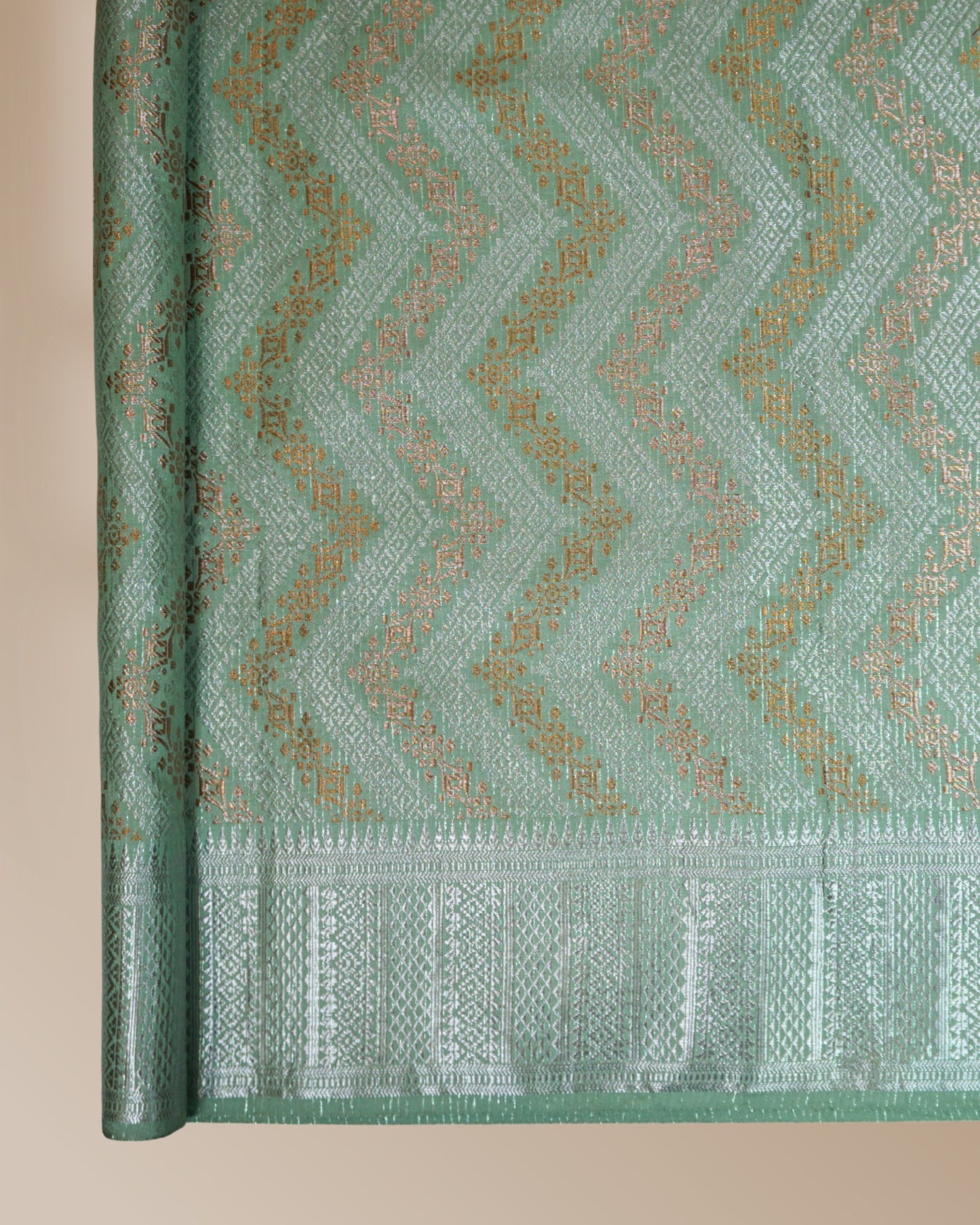 Songket Multicolor Bidang 44"