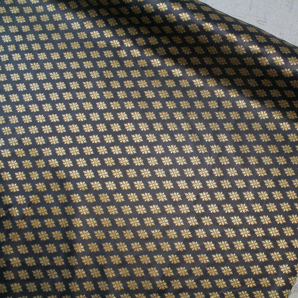 Julia Damask Metallic Jacquard 44''
