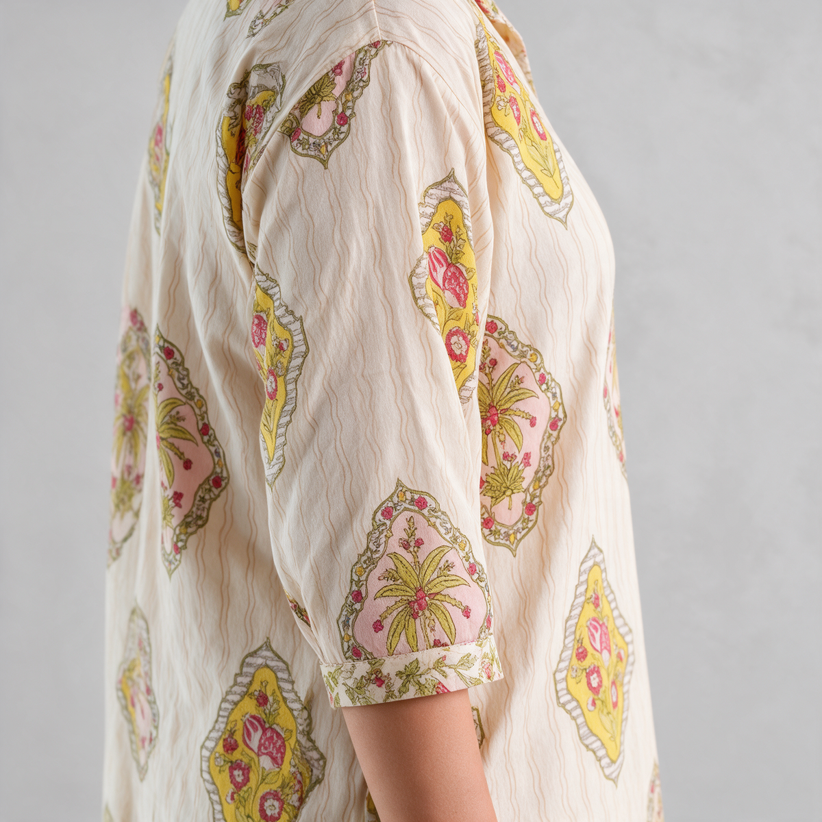 Women's Heritage Print Shirt Collar Kurta Set - Sleeve