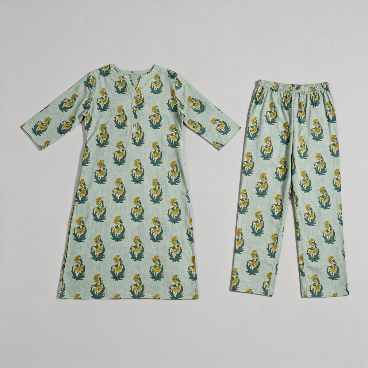 Women's Floral Buta Print Kurta Set - Set
