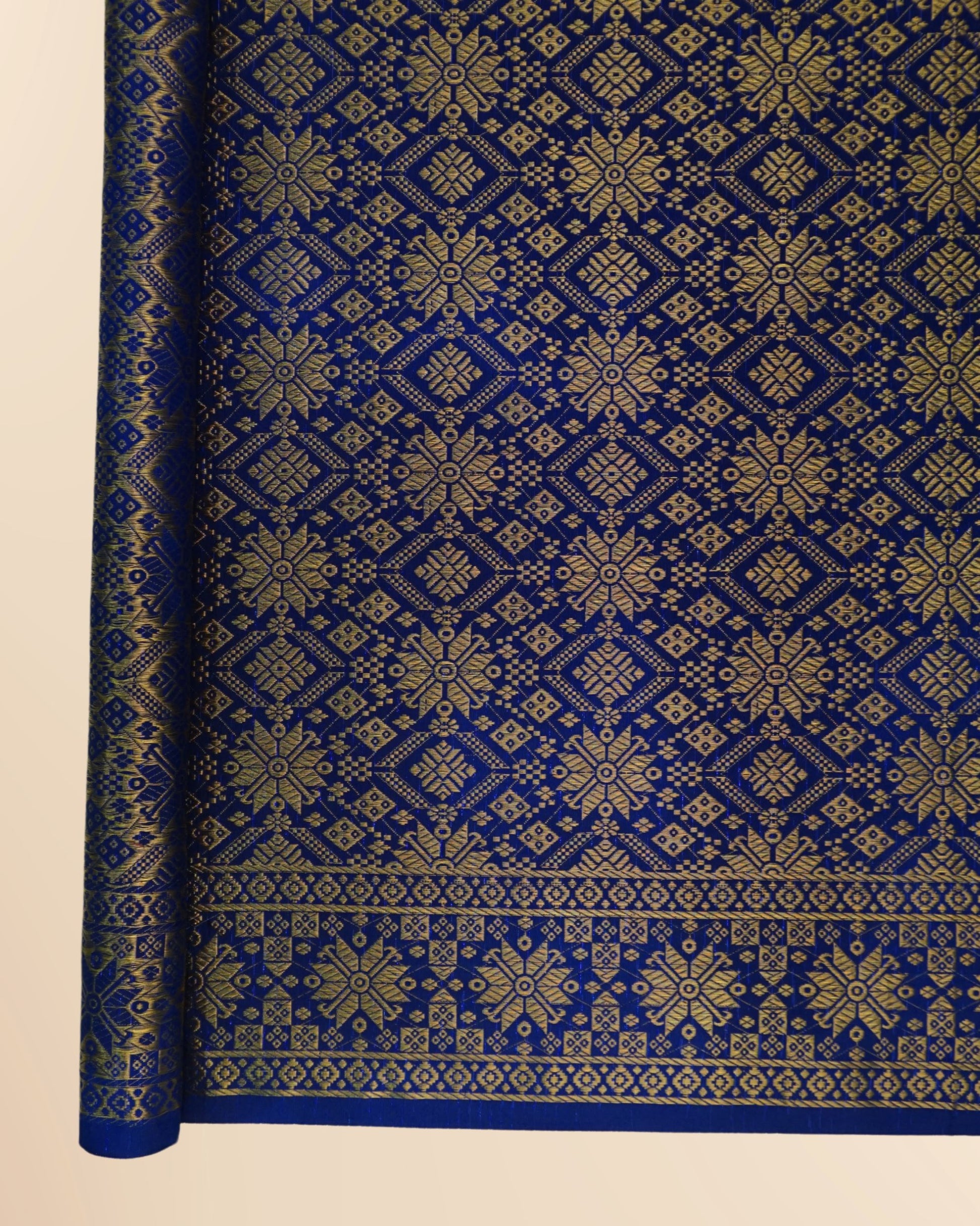 Iqbal Metallic Songket 44"
