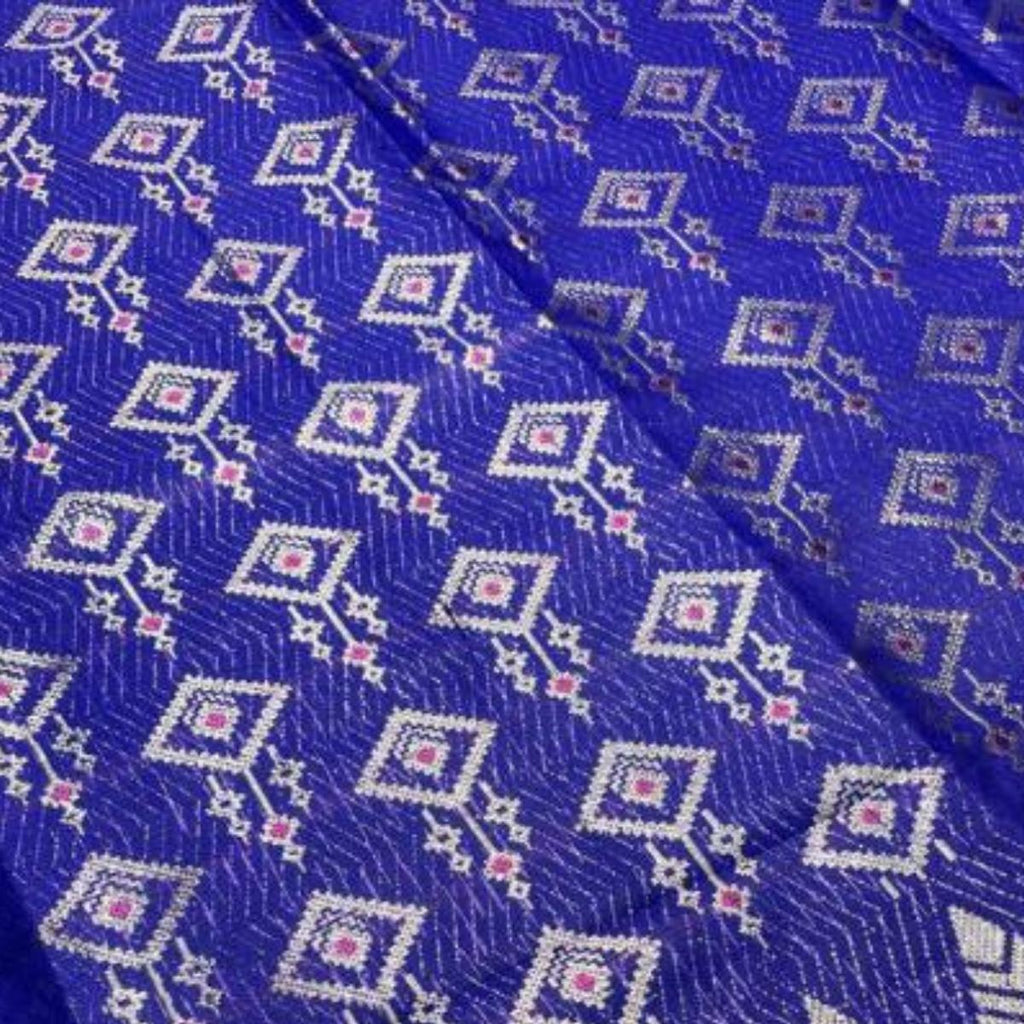 Berlian Perak Metallic Songket 44"