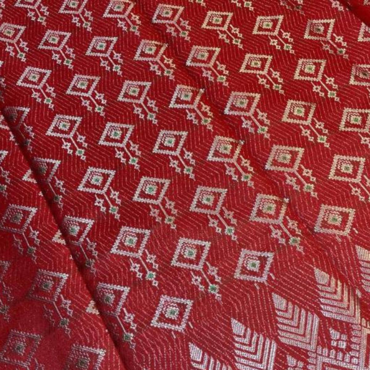 Berlian Perak Metallic Songket 44"