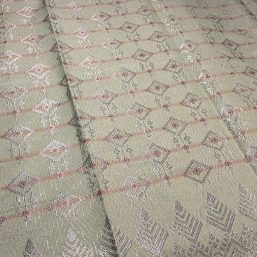 Berlian Perak Metallic Songket 44"