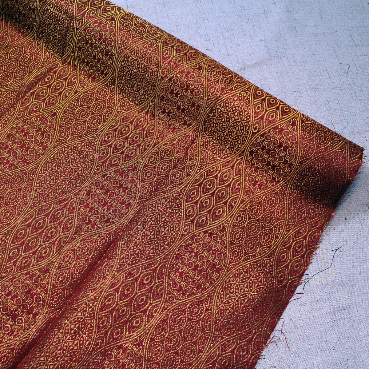 Pusar Emas Metallic Songket 44"