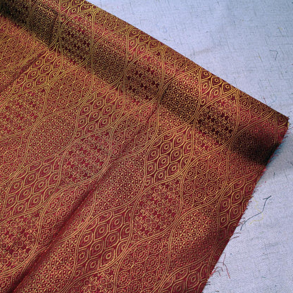Pusar Emas Metallic Songket 44"