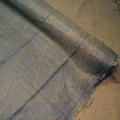 Pusar Emas Metallic Songket 44"