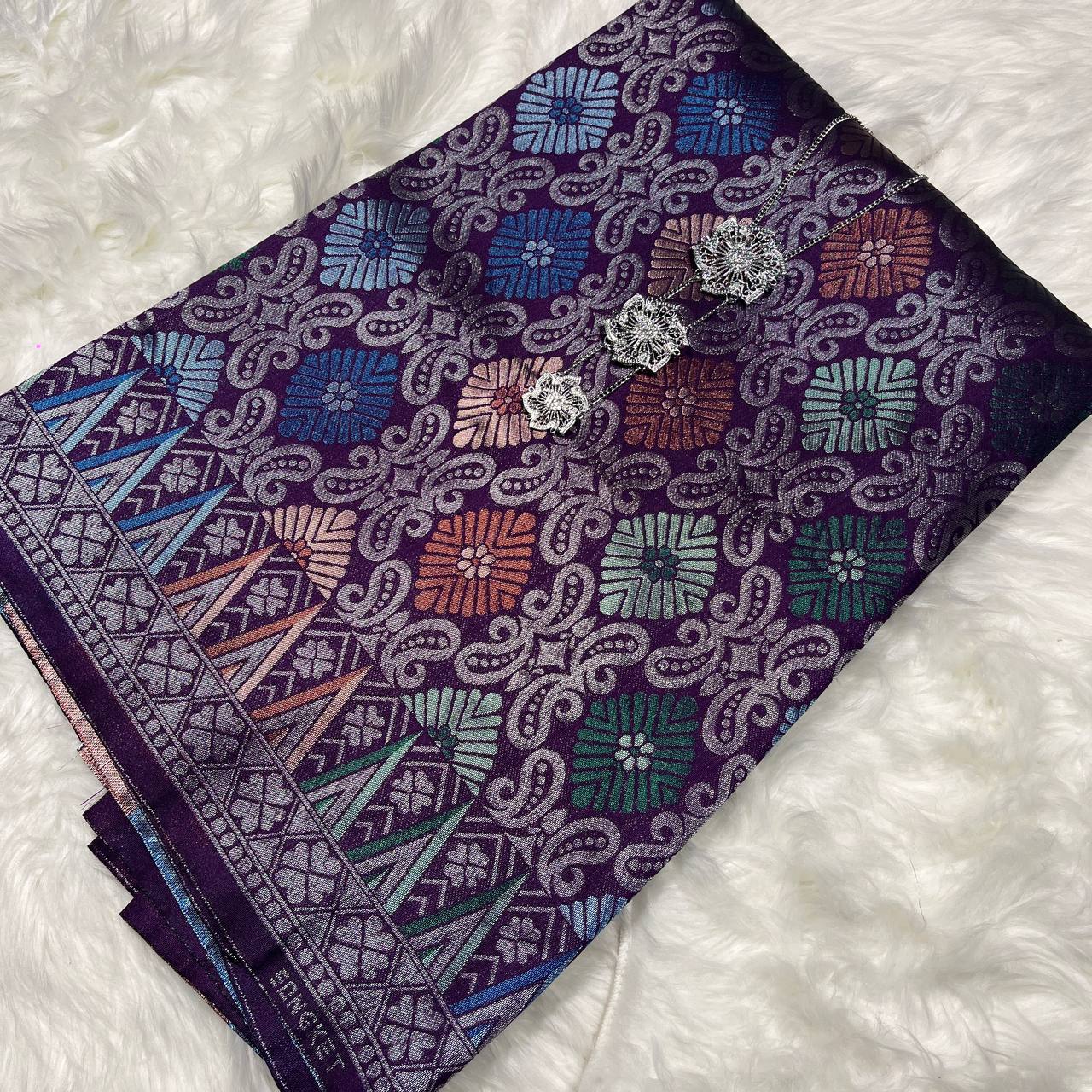 Teratai Perak Metallic Songket 44"