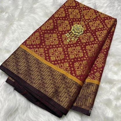 Berlian Emas Metallic Songket 44"
