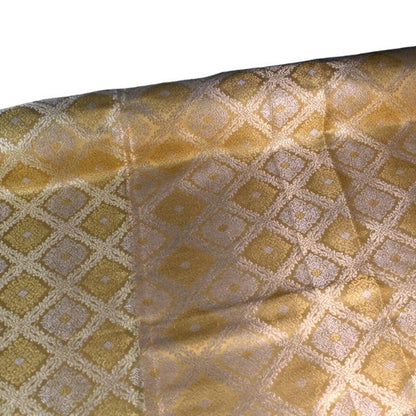 Diamond Toned Jacquard Songket 44"