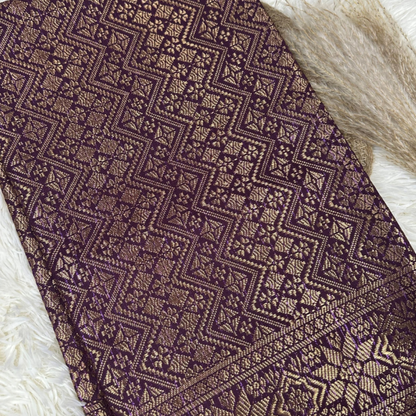 Wangsa Damai Metallic Songket 44"