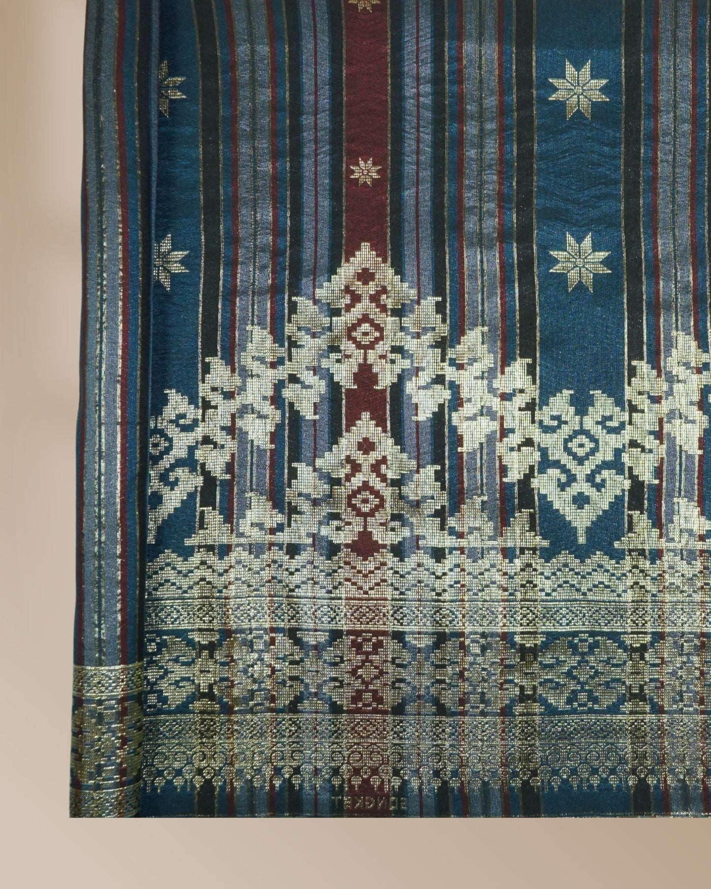 Songket Stripe Metallic Gold 44" Open Meter