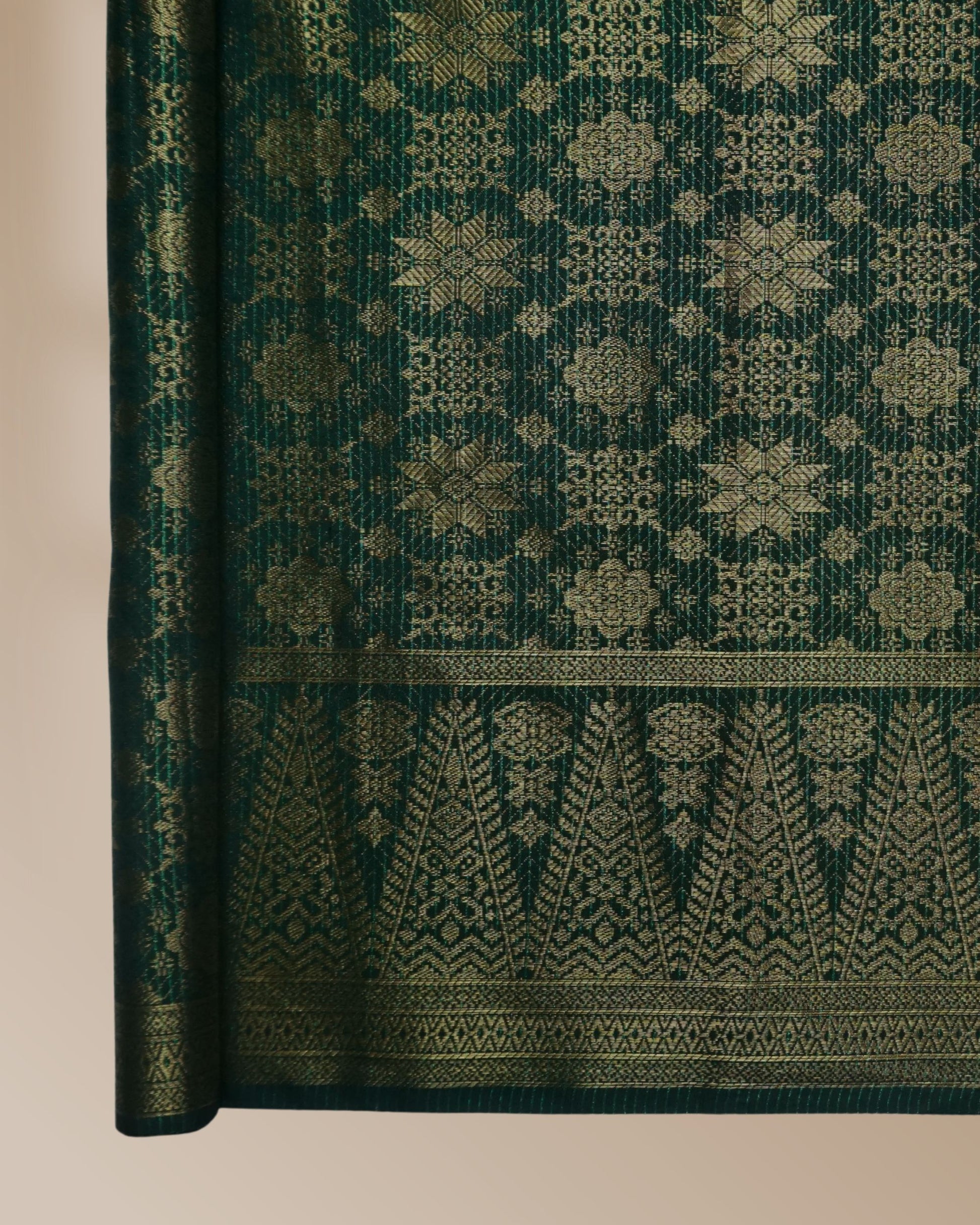 Bayangan Seroja Metallic Songket 44"