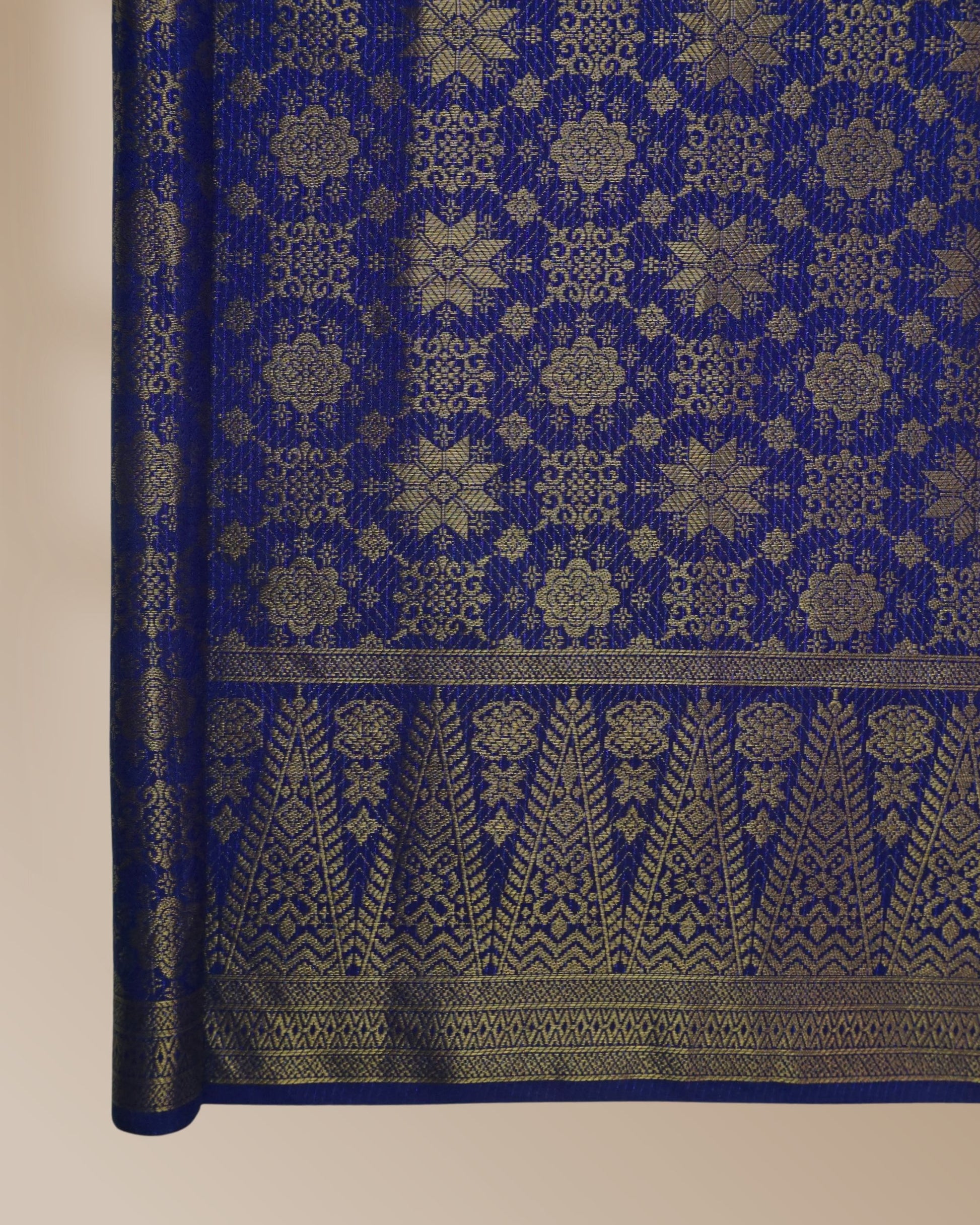 Bayangan Seroja Metallic Songket 44"