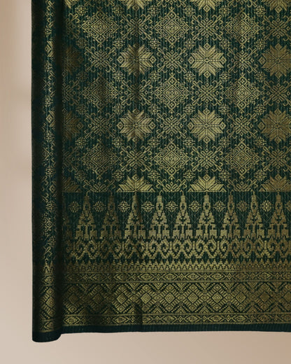 Lestari Metallic Songket 44"