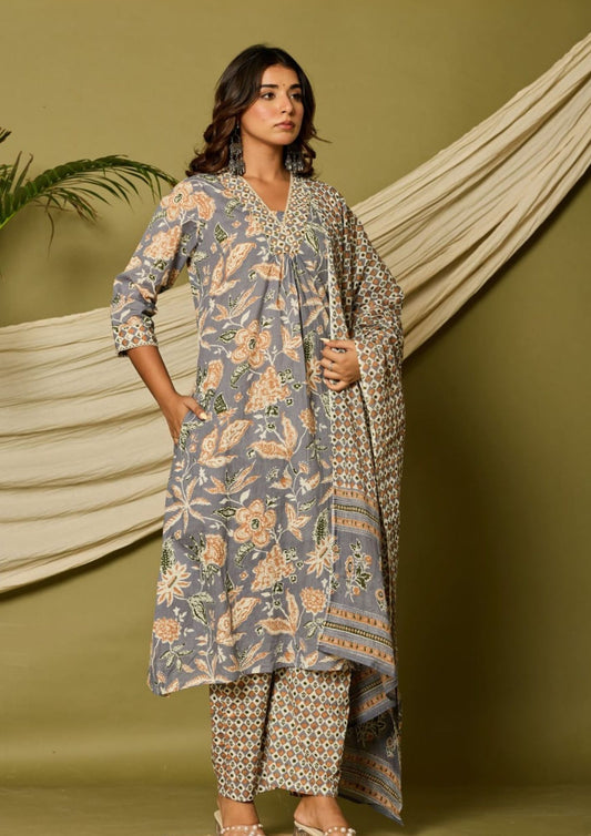 Ladies Suits 3pcs Set