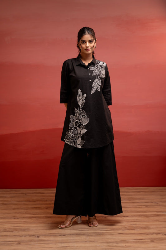 Fancy Embroidered Indo Ethnic Set Design 2