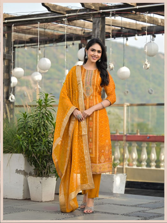Kurti  Set Ladies Fancy Embroidered 3 pc set