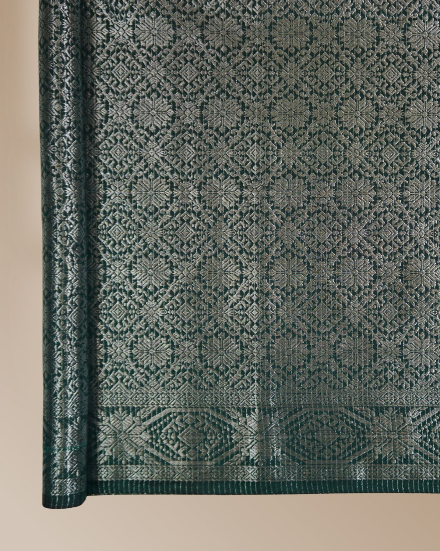 Songket Nilam Sutera