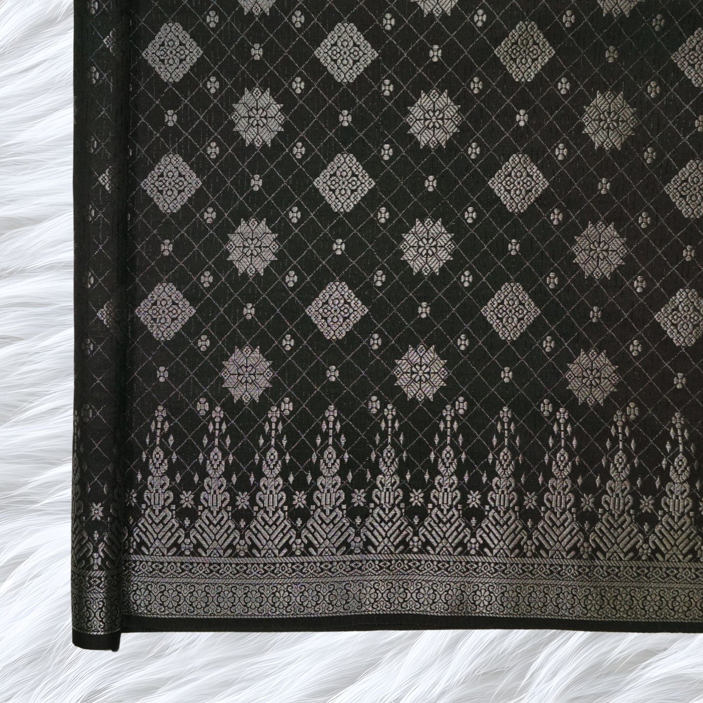 Kamdar Mahsuri Metallic Songket 44"