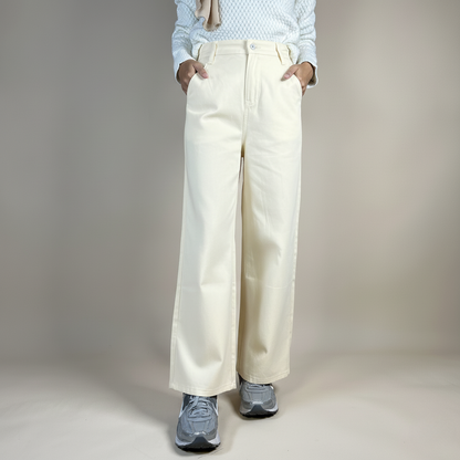 Ladies Pants Jeans Suitable for Casual wear