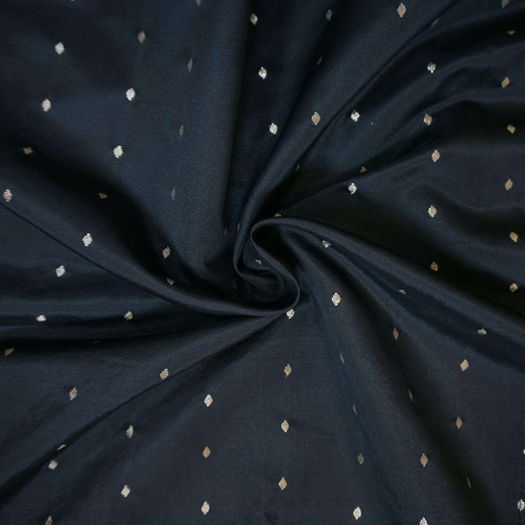 Mutiara Plain Tafetta Butti Gold 56"