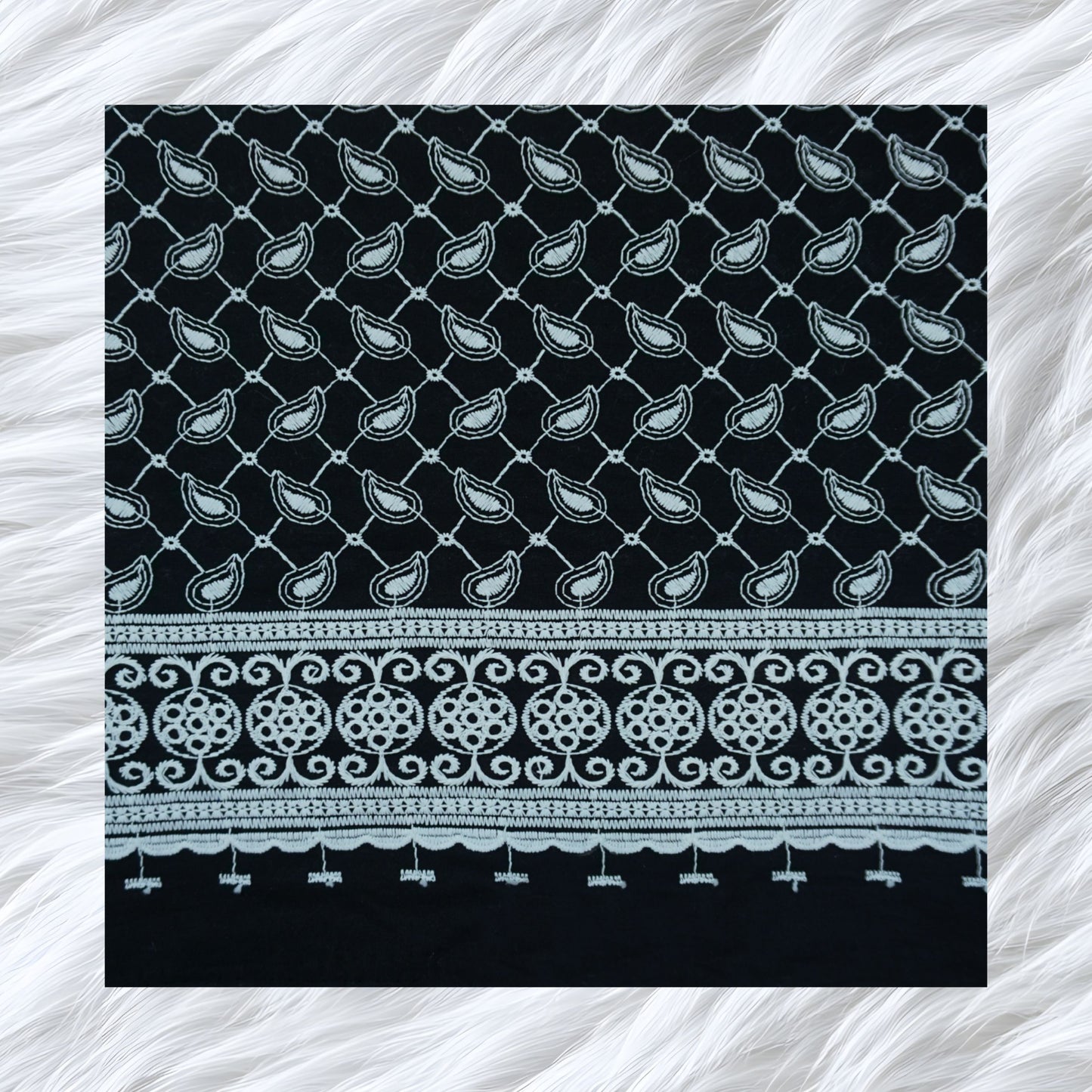 KAMDAR Cotton Cambric Embroidery Layla 60S Bidang 44" Black White Open Meter (Kain Ela) - Texture & Timbul