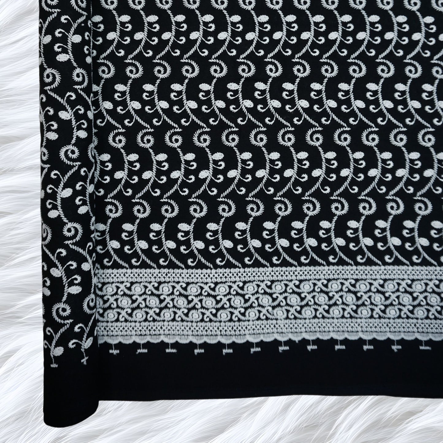 KAMDAR Cotton Cambric Embroidery Nayla 60S Bidang 44" Black White Open Meter (Kain Ela) - Texture & Timbul