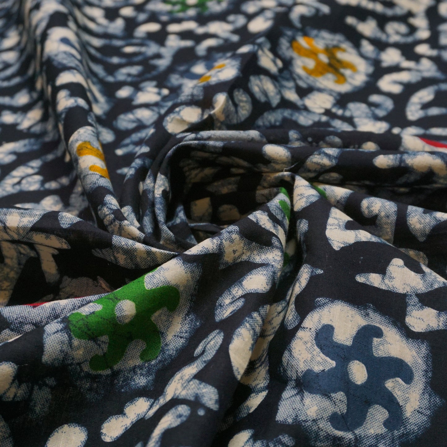 KAMDAR Batik Indigo Cambric Prints Bidang 44" Open Meter (Kain Ela) - 100% Cotton Fabric