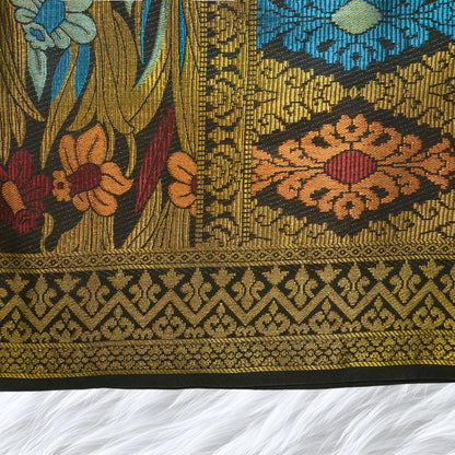 KAMDAR Men's Sampin Black Gold 6 Design - Ironless & Tak Jarang