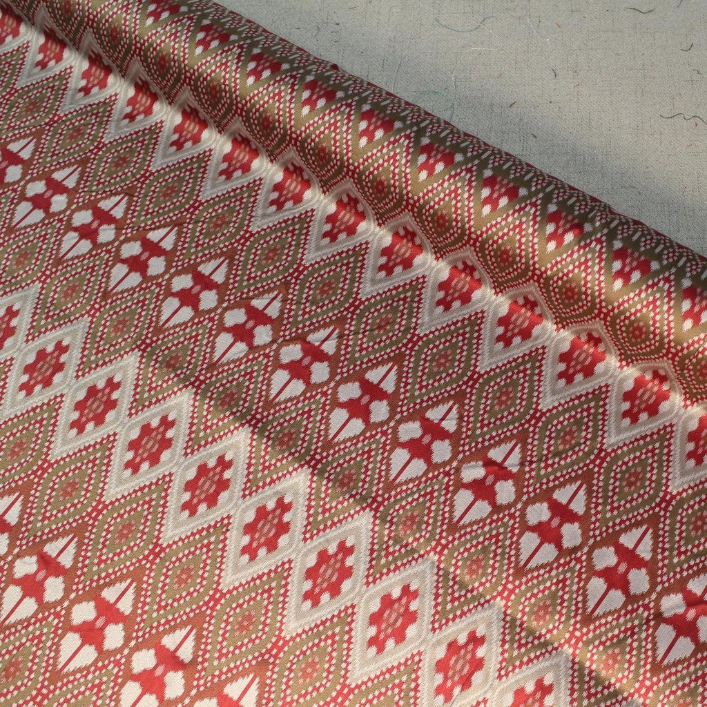KAMDAR Open Meter Patola Ikkat Jacquard 44"