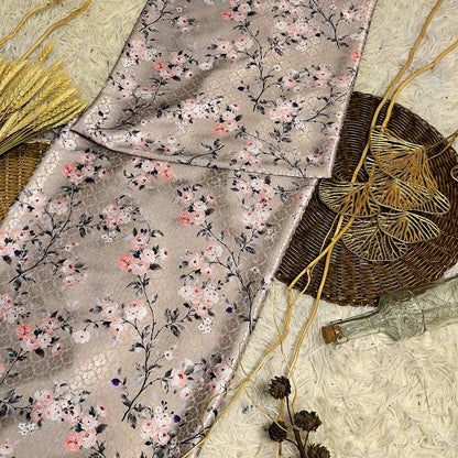 KAMDAR – Ivory Satin Digital Prints | Bunga Sakura | Corak Lembut Halus