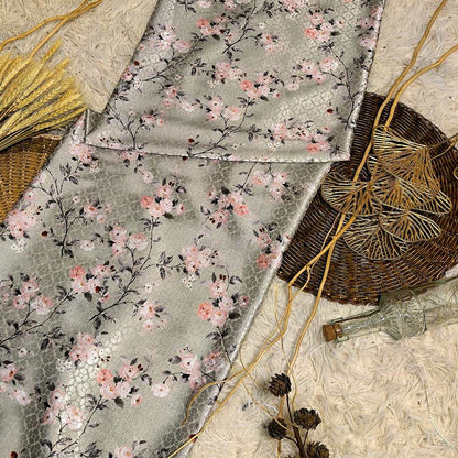 KAMDAR – Ivory Satin Digital Prints | Bunga Sakura | Corak Lembut Halus
