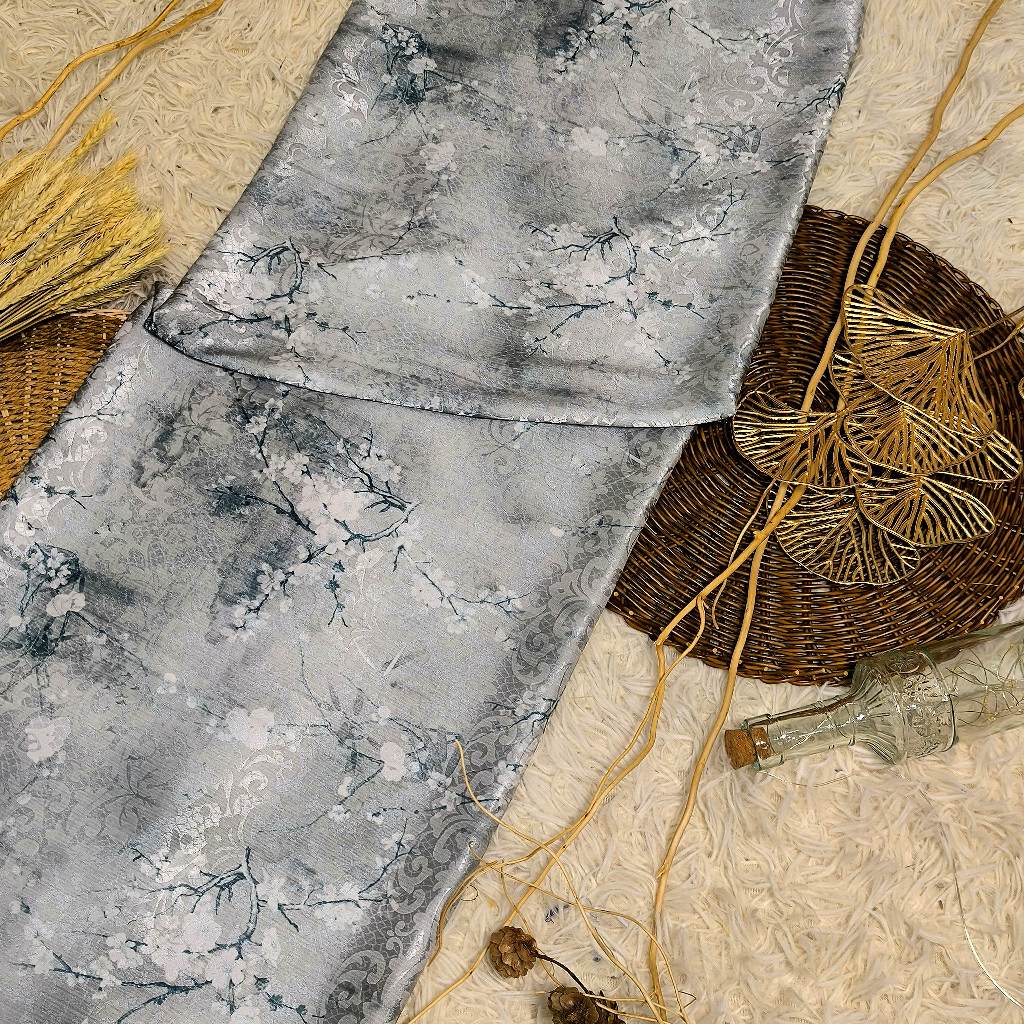 KAMDAR – Ivory Satin Digital Prints | Bunga Sakura | Corak Lembut Halus