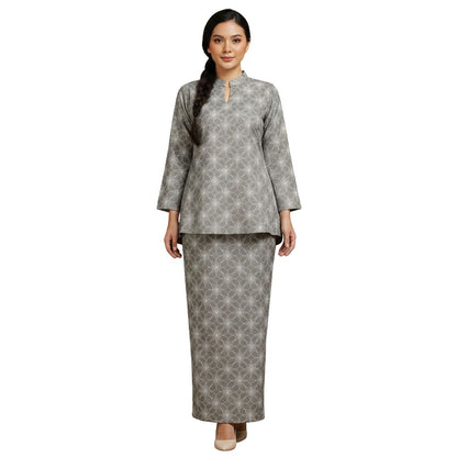 KAMDAR Serena Kurung Kedah Modern Satin • Mandarin Collar • Loose Fit • Full Elastic • S–3XL
