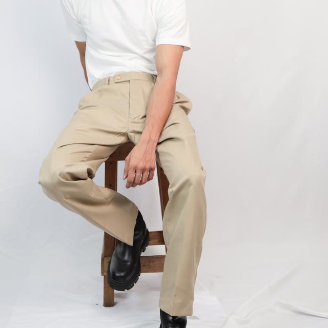 Men Regular Fit Slack in Brown
