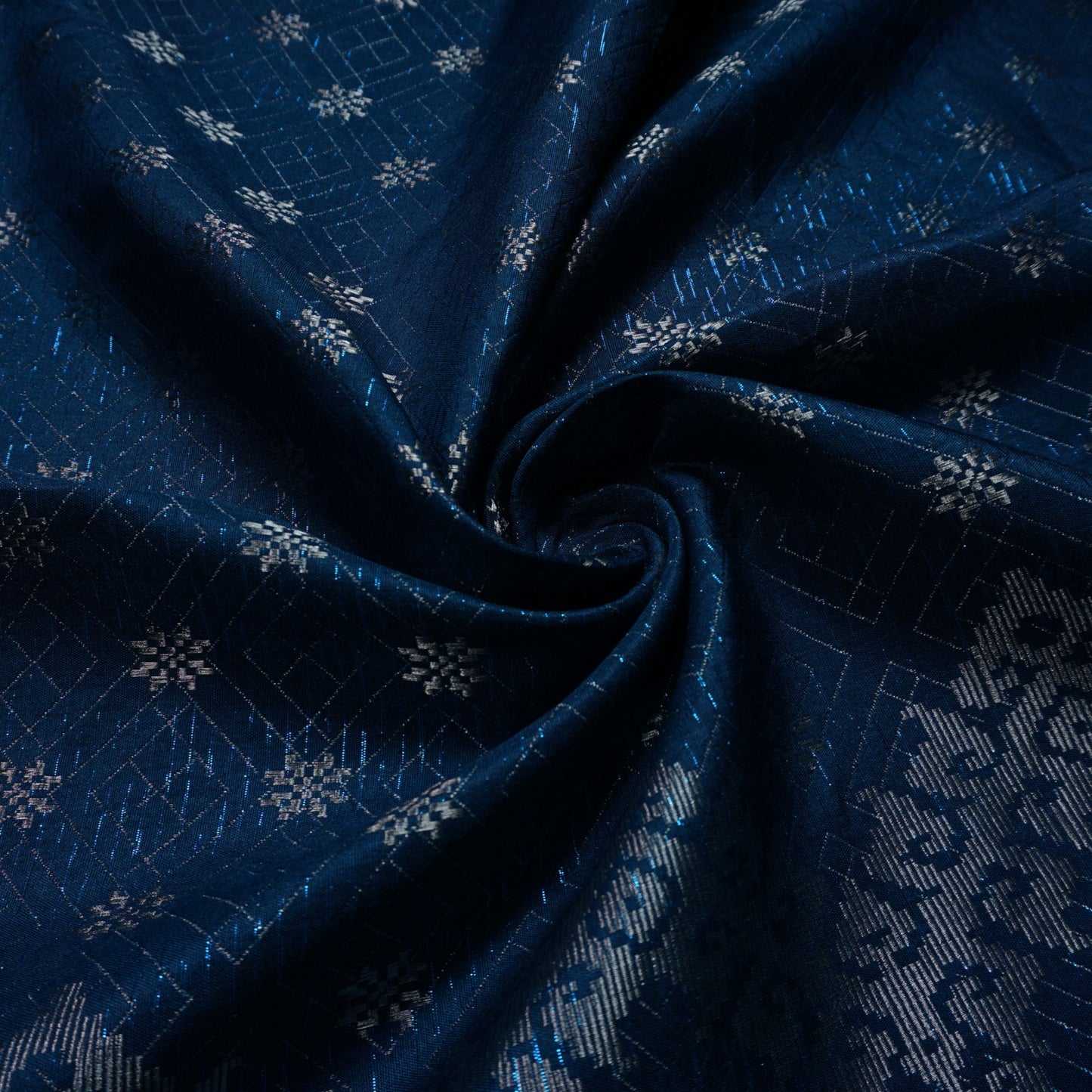 Senja Raya Songket Metallic 44"