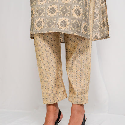 KAMDAR Rupali Kurti dengan Seluar Set 2-dalam-1 Sedia untuk Wanita (S - 3XL) Set Pallazo Pakaian Kuil Ketibaan Baru Pakaian Tradisional yang Cantik &amp; Bergaya Pakaian Fesyen Deepavali